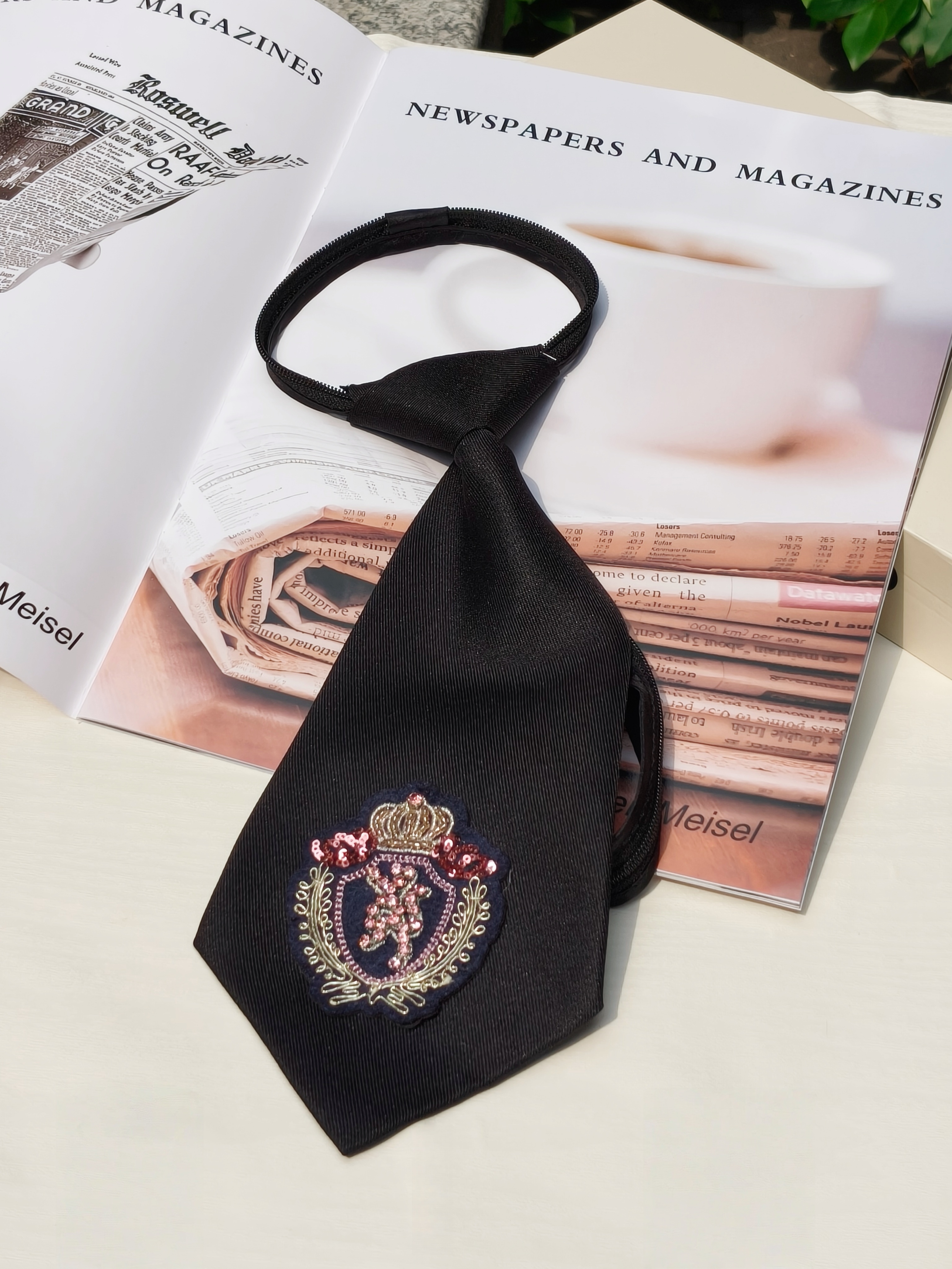 High-End Crown Badge Black Tie - Women'S Formal Wear Accessories reseña y precio