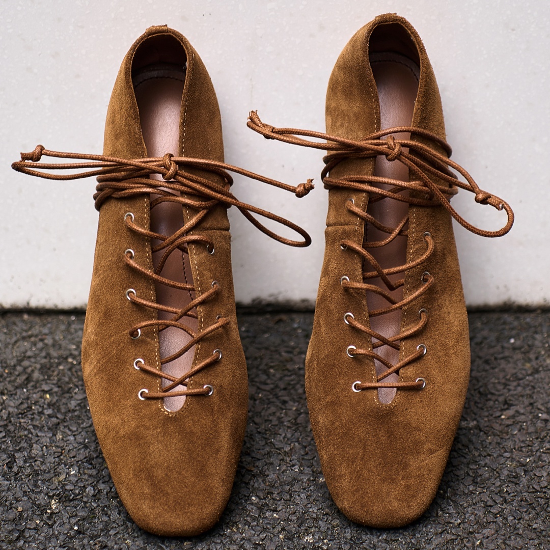 Women's natural suede leather  - Kitten Heel Women reseña y precio