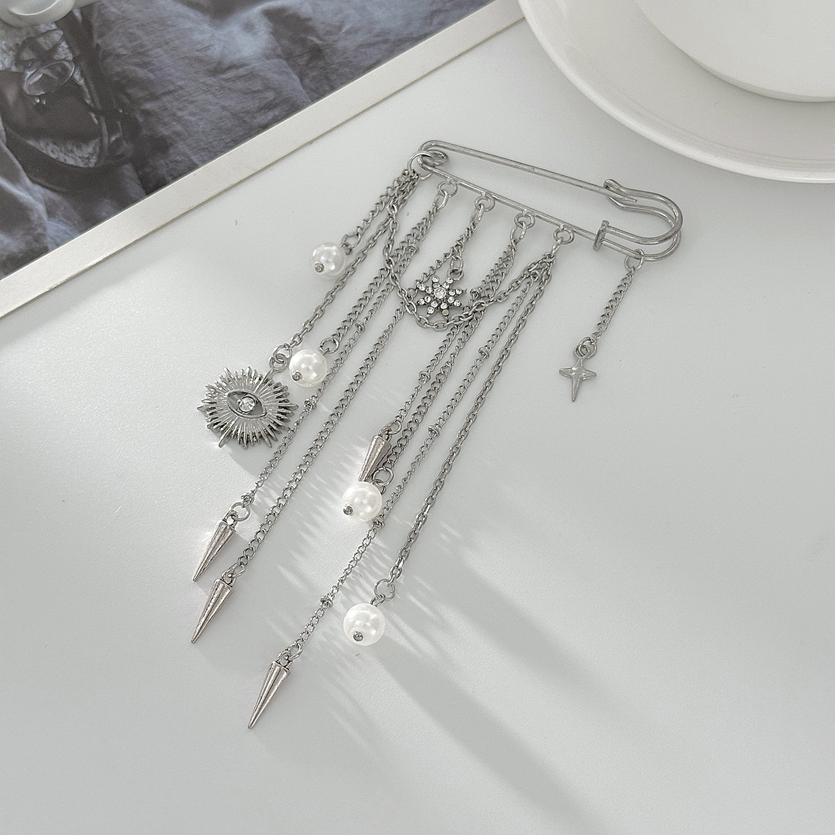 Imitation Pearl Brooch Elegant - Women'S Formal Wear Accessories reseña y precio